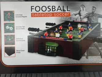 Foosball soccer table
