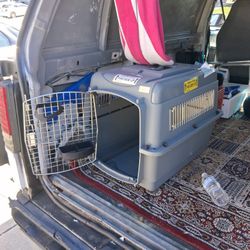 Medium Size Animal Crate 