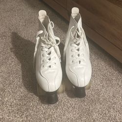 Roller Skates 