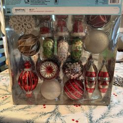 Martha Stewart Vintage Shatter Proof Ornament Set 
