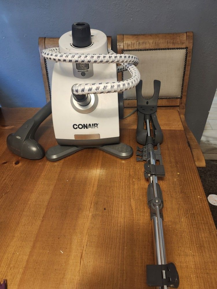 Conair ExtremeSteamR Upright Fabric
Steamer