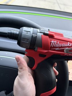 Milwaukee M12 Drill