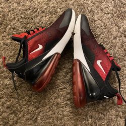 Air Max 270 Size 5Y 