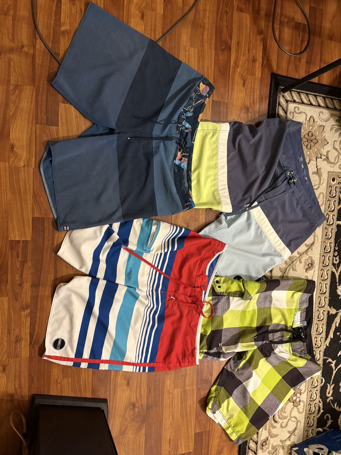 Men’s Size 34 Boards Shorts Swim Trunk