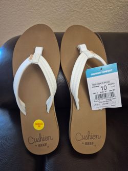 New Women's  shoes Reef  Cushion Cloud Flip Flops Sandals size 10
