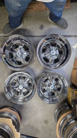 Cragar rims 15x10 & 15x7 Cragar staggered set wheels look like new 5 lug uni lug $ trade American Racing Torque Trust US Mag boss 338 Cragar Supreme r