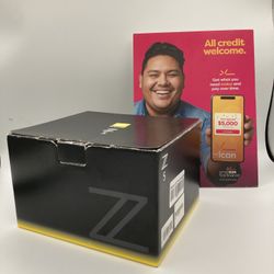 Nikon Z5 Pre-owned With Box (Perfect Condition)
