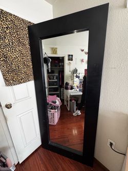 Floor mirror