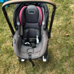 Shift Dual Ride Even Flo Stroller Car Seat Combo