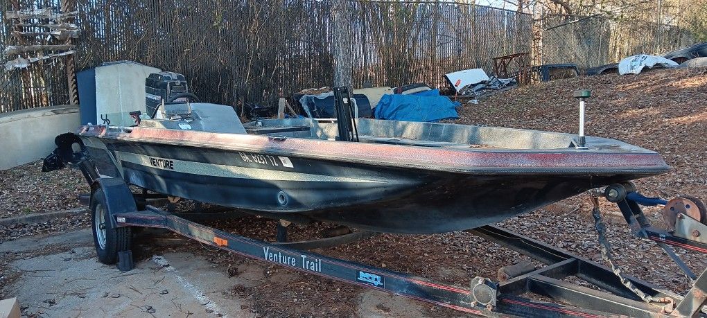 Bass Boat
