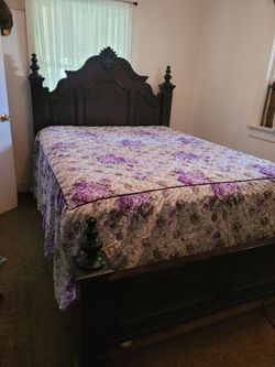 Full size bedroom set. Sold as is. No holds you pick up