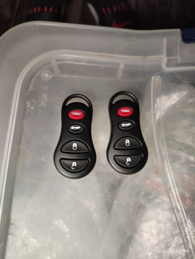 Set Of 2 Key Fobs for Sale in Las Vegas, NV - OfferUp