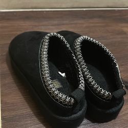 Zapatiyas Calientitas Para El Frio Nuevaz Size 8.5