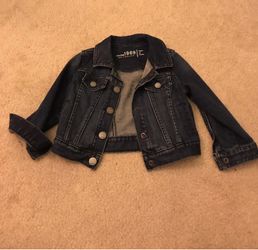 Baby Gap denim jacket size 2 Toddler -$16