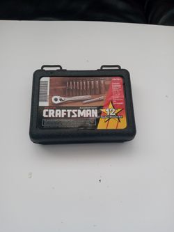 Craftsman 12 Piece Socket Wrench Set.