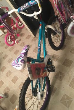Girls bike