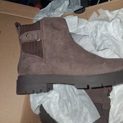 Tom's Boots Women's  Suede  Size 6