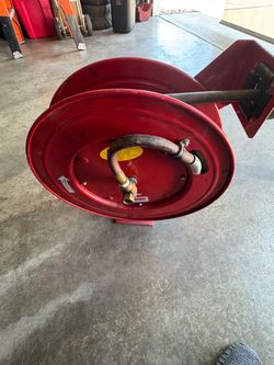 Lincoln Red Steel Hose Reel