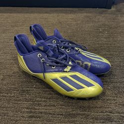 UW Football Cleats