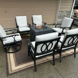 Brand New Costco Furniture Pickup In Everett Or I Can Deliver For A Fee