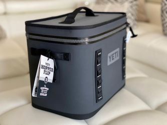 For Sale: Used Yeti Hopper Flip 18 Portable Soft Cooler - Charcoal