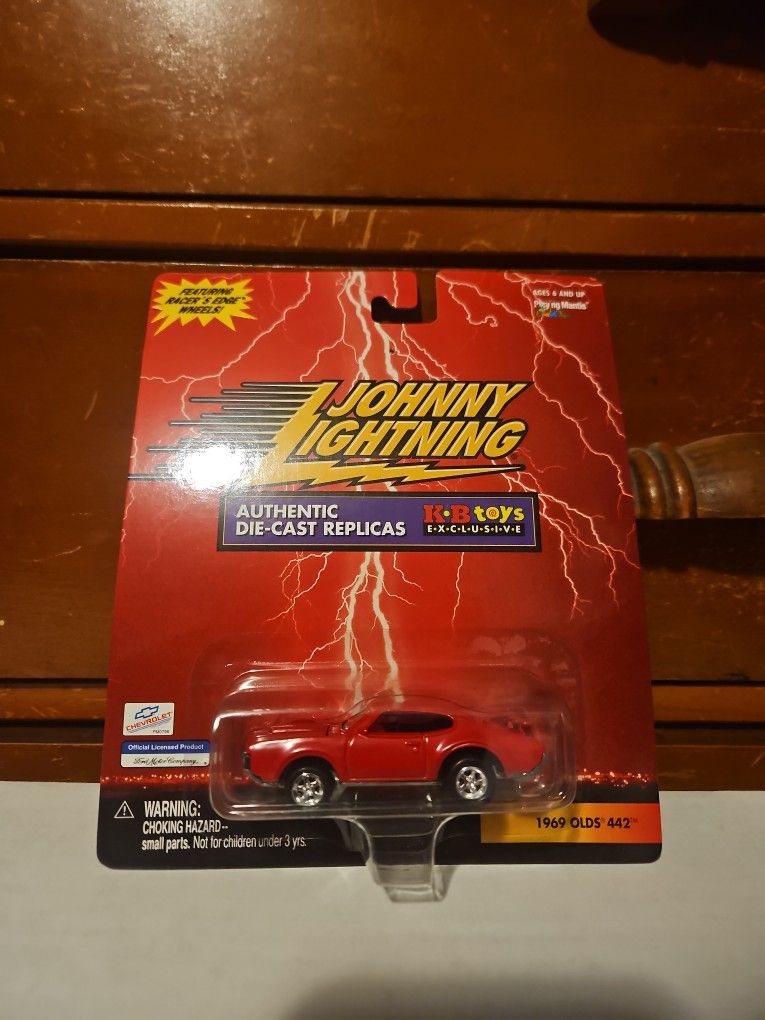 2000 Johnny Lightning 1969 Olds 442 KB Exclusive