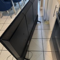 Roku Tv 65 Or 70 Inch 