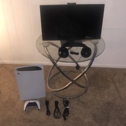 PS5 1TB includes 24”monitor