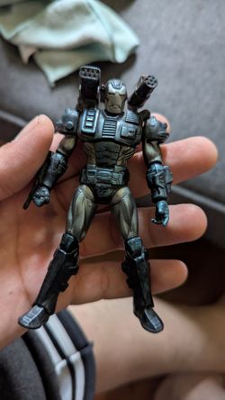 War Machine Marvel Universe Iron Man 2 Comic series NIP 3.75” Avengers Armor #23