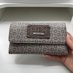 Guess Vintage Wallet