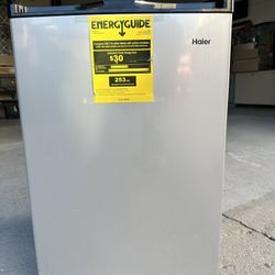 New Haier Mini Fridge 