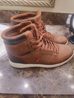 Levi’s High Top Sneakers (contact info removed)9H1-MENS US Size 11 Tan Brown Canvas Shoes 