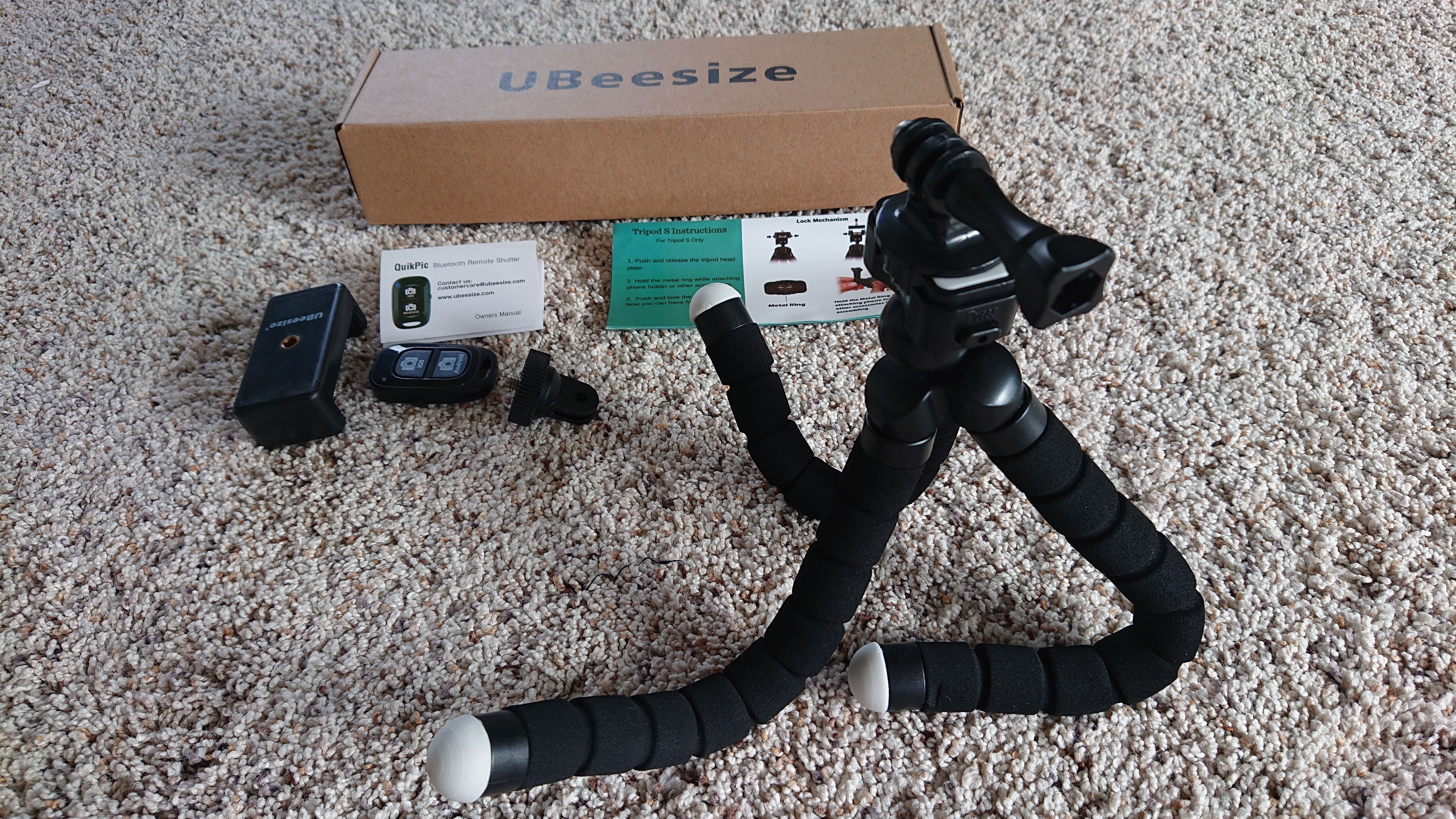 Ubeesize Cellphone Tripod with remote