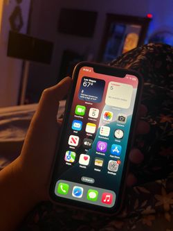 Unlocked iPhone 11 (128gb)