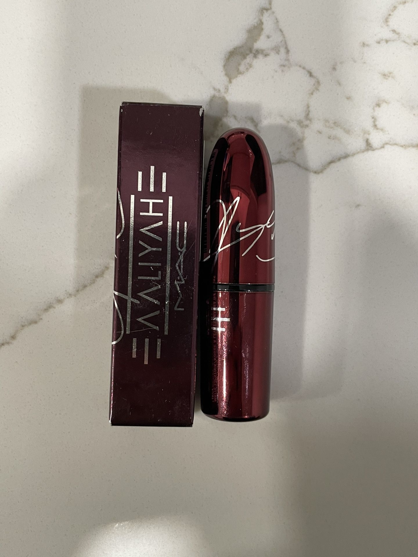 MAC Lipstick-Aaliyah