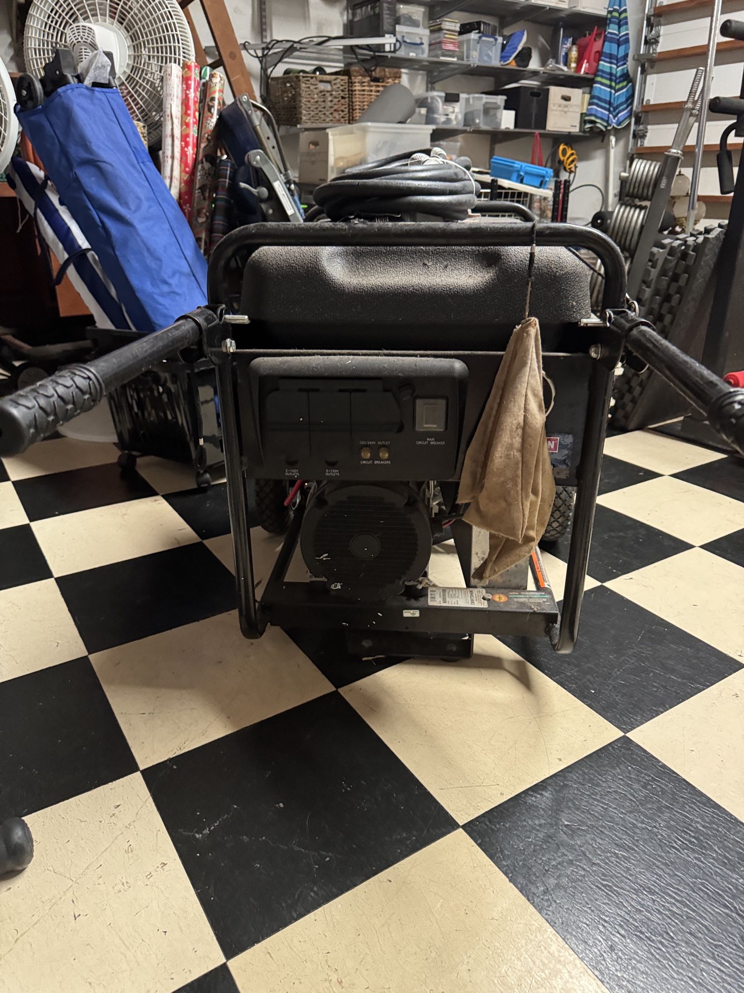 CRAFTSMAN Generator Electric Start 6300 Watts 9100 Starting Watts