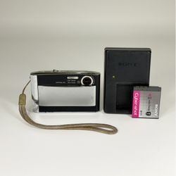 Sony Cyber-shot DSC-T5 Black 5.1MP Compact Digital Camera with Battery & Charger
