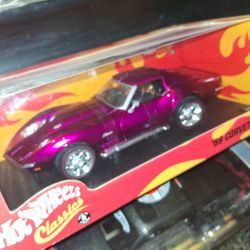 Hot Wheels  69 Corvette