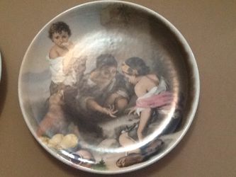 Decorative plate set made in Italy