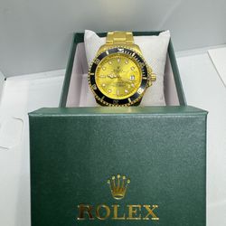 Brand New Gold Face / Black Bezel / Gold Band Designer Watch With Box! 