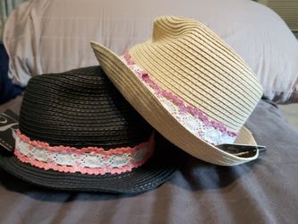 2 Hats