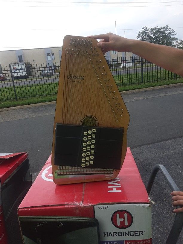 Autoharp By Oscar SCHNIDT