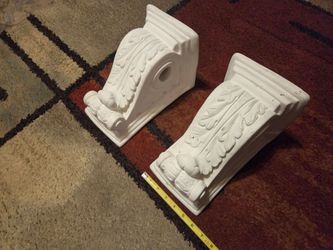2-XL White Ceramic Corbells