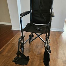 Drive Medical Lightweight Wheelchair