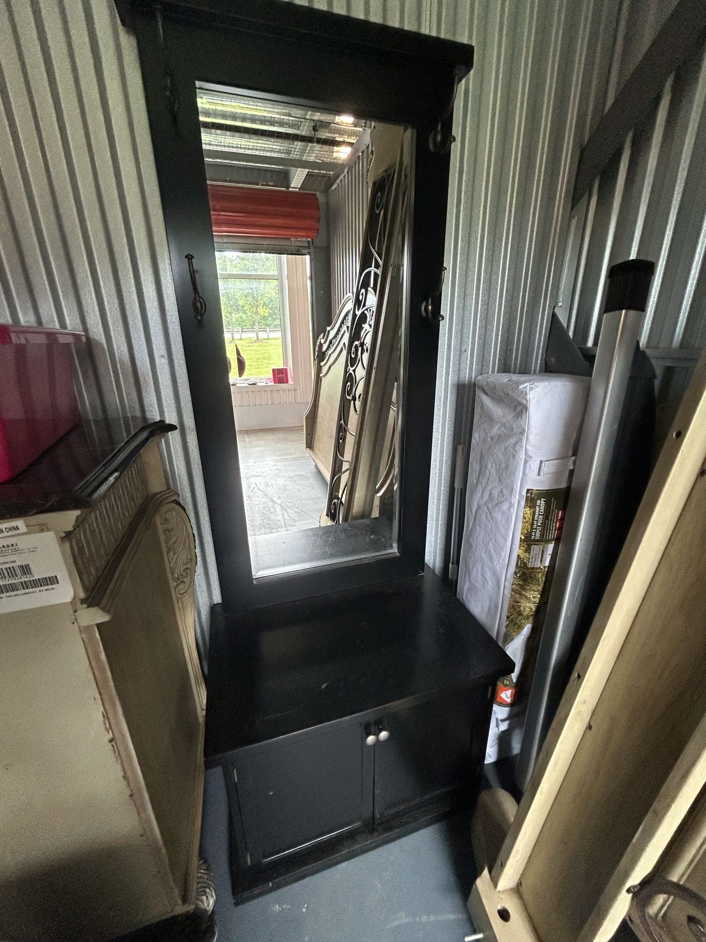 Entryway Bench With Mirror And Hooks