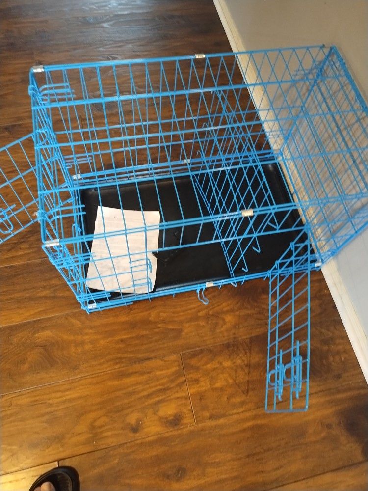 Dog Crate (Blue)