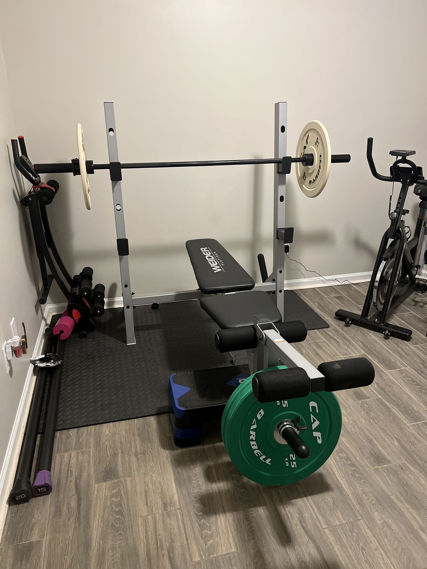 Weight bench, W/ 10 Lbs, 25Lb Weights