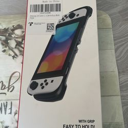 Bracket protective case