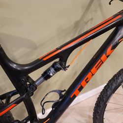 Trek Superfly 9.8 Sl Carbon Full Suspension Mountain Bike