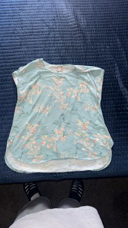 floral sequin top Size Xl